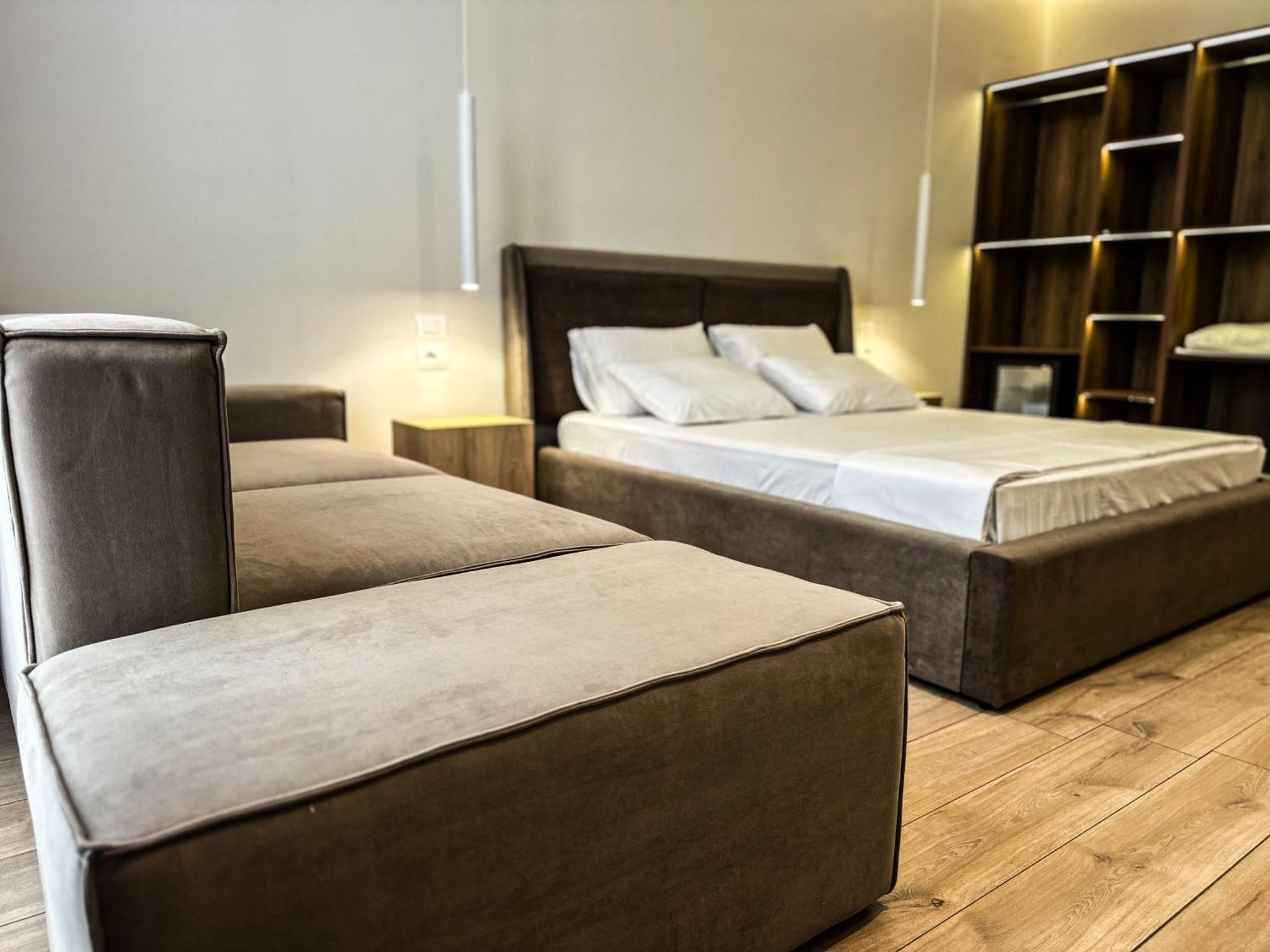 דורס Alexander Rooms & Apartments מראה חיצוני תמונה