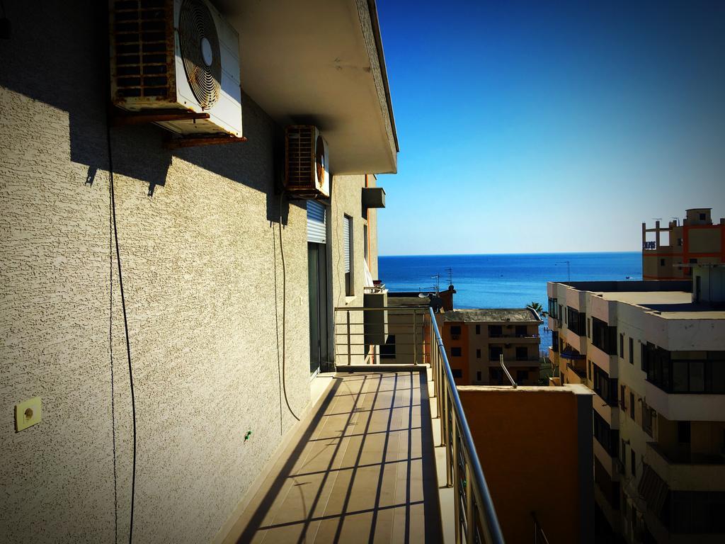 דורס Alexander Rooms & Apartments מראה חיצוני תמונה