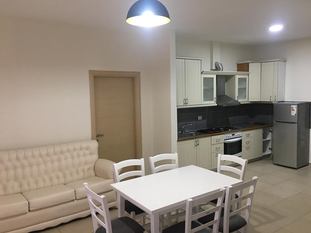 דורס Alexander Rooms & Apartments מראה חיצוני תמונה