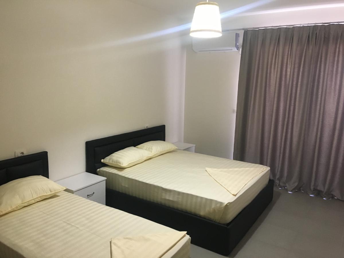 דורס Alexander Rooms & Apartments מראה חיצוני תמונה