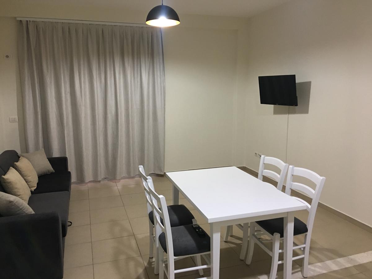 דורס Alexander Rooms & Apartments מראה חיצוני תמונה
