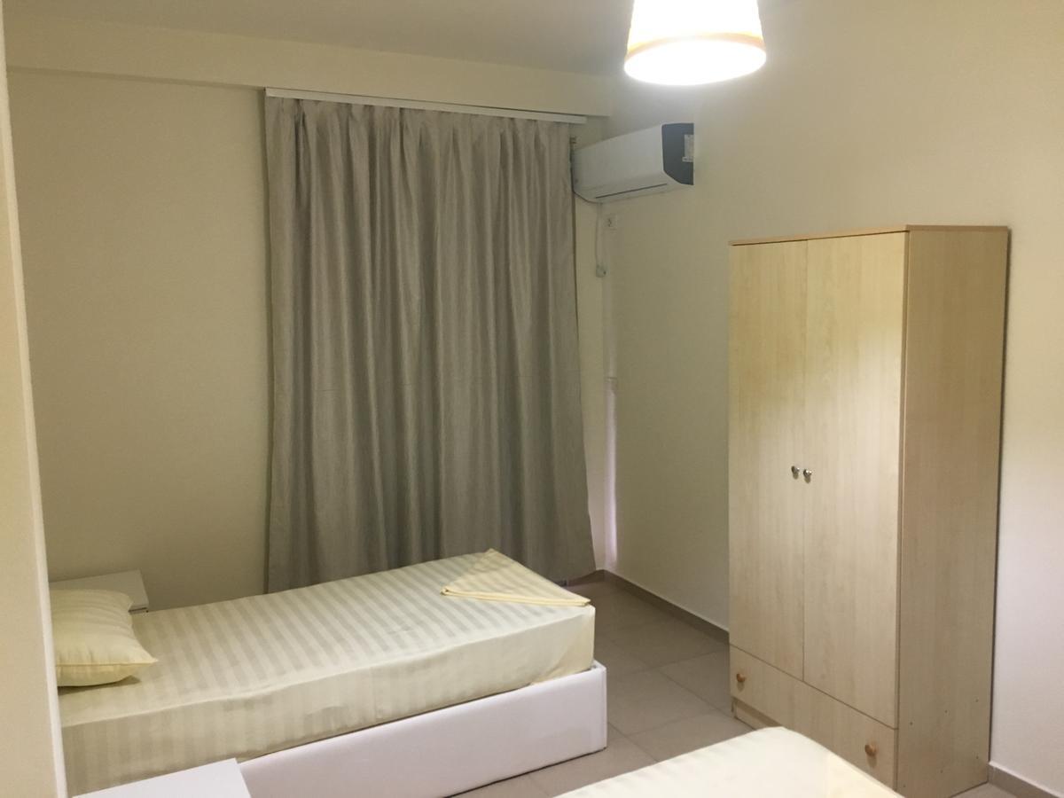דורס Alexander Rooms & Apartments מראה חיצוני תמונה